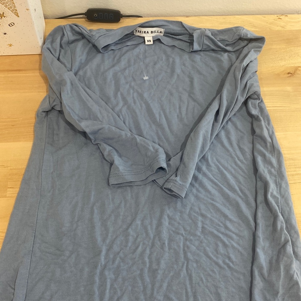 Blue basic shirt